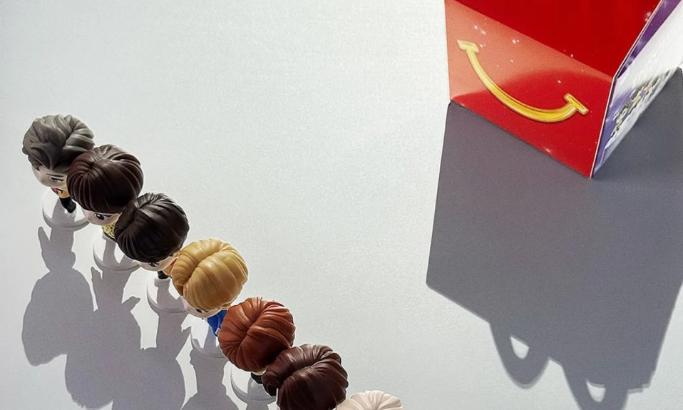 happy meal mcdonalds k pop bts