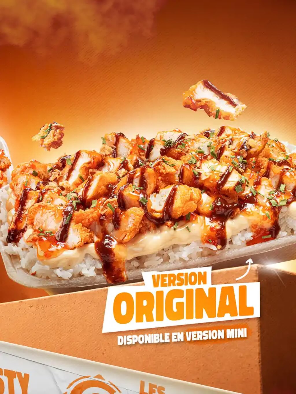 Poulet frit sauce barbecue sur riz