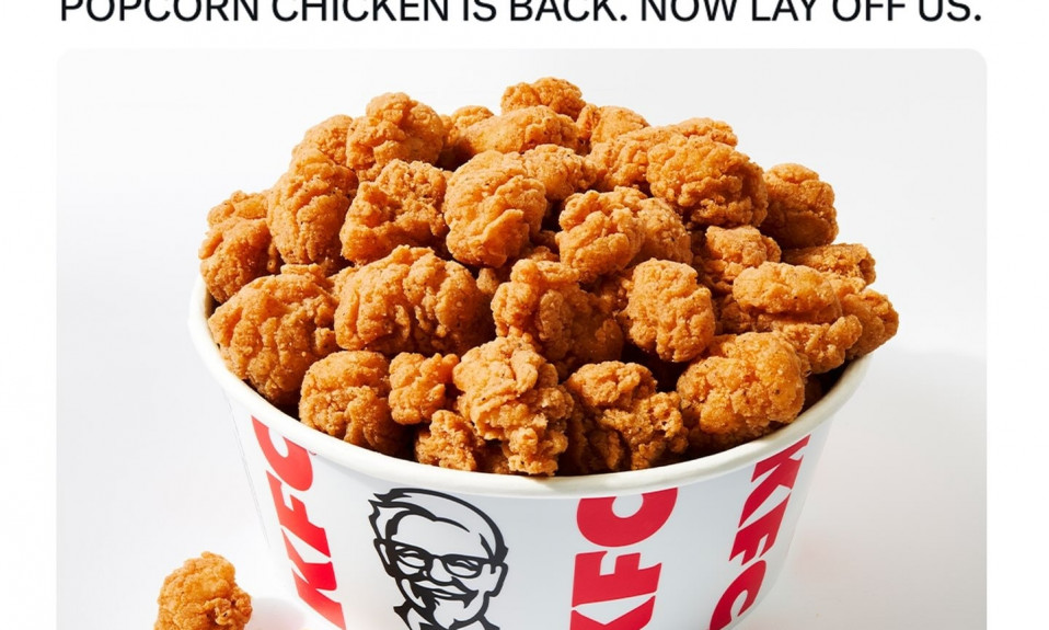 Seau KFC rempli de popcorn chicken
